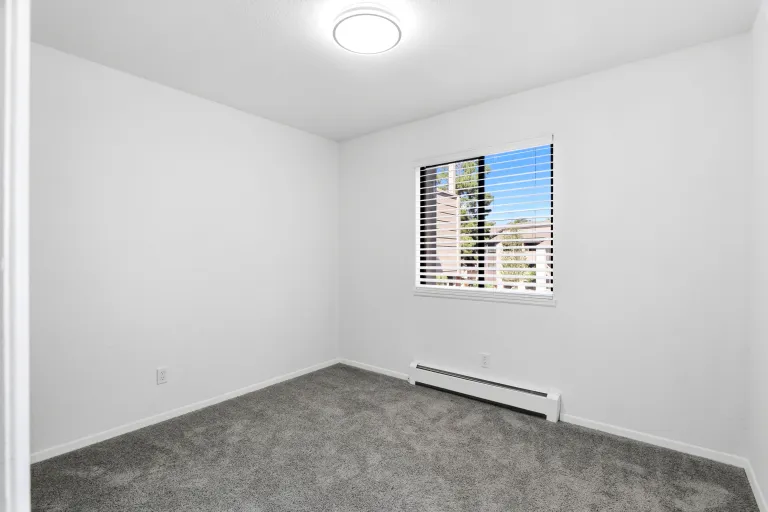 3525 28th St Unit 304 Bedroom