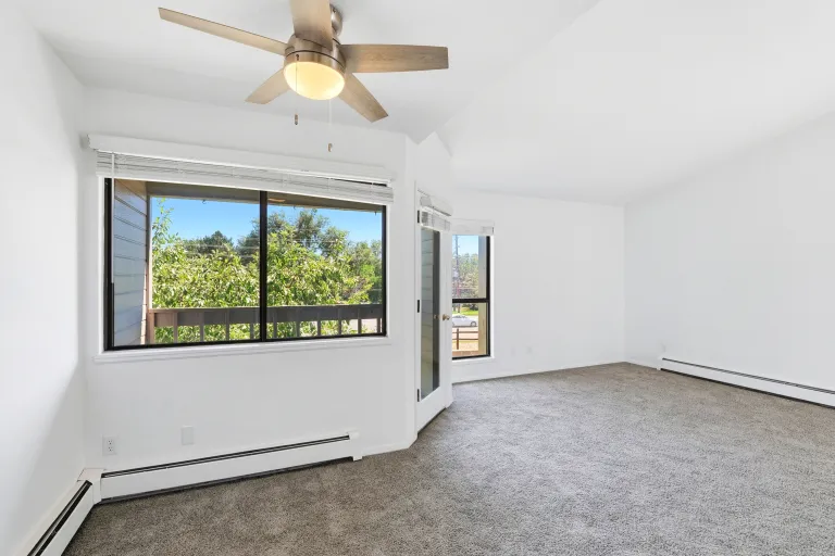 3525 28th St Unit 304 Dinning space