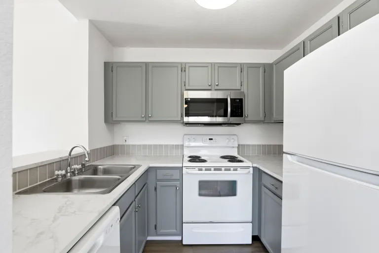 3525 28th St Unit 304 Kitchen area