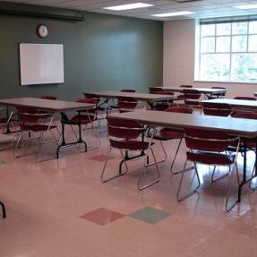 Photo of Flagstaff Room with Tables and Chairs