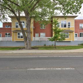 01- 2610 Iris Ave Unit 105 - building from Iris.jpg