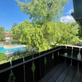 balcony