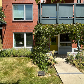 Front entrance of 4670 Holiday Drive