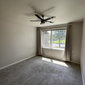16-4670 Holiday Dr 103-Bedroom view 4.jpg