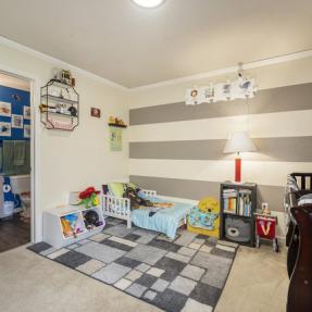 2510 Taft Unit 305 play area in bedroom