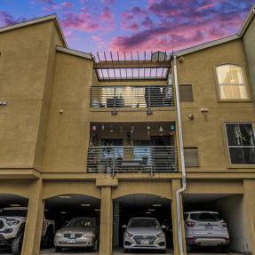 2510 Taft Unit front building 305