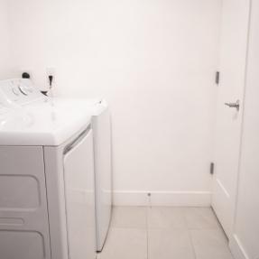 3261 Airport Rd Unit D-105  Washer and dryer