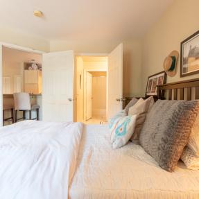 Bedroom bed
