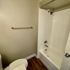 5540 Stonewall Pl 16 - Interior main hall bathroom view 2