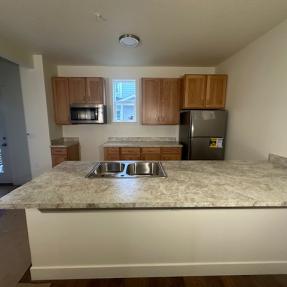 2152-2156 Violet - interior similar kitchen