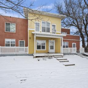 3380 Folsom #115 - Front of House Area