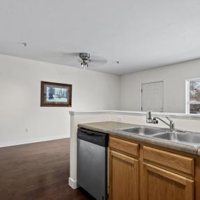 3380 Folsom #115 - Kitchen Counters