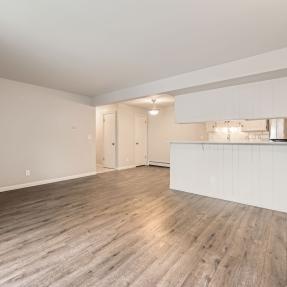 625 Manhattan Place #308 - Living Room