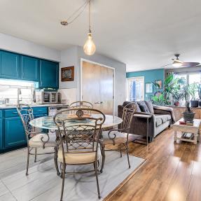 4693 14th St Dinning place