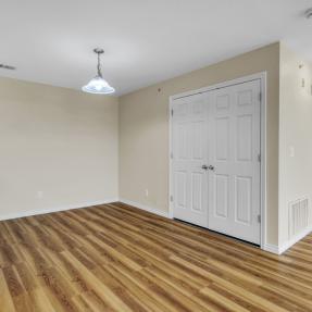 3671 Pinedale St G-Dining area