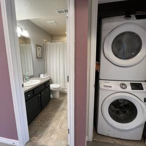 5048 Ralston I-In-Unit Laundry