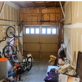 3295 Big Horn Street Garage