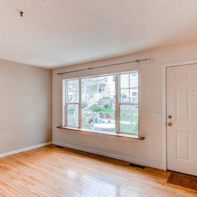 3840 Colorado Front door interior