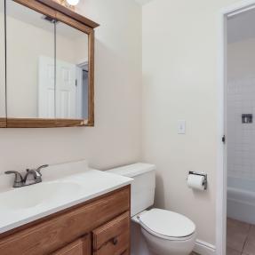 3345 Chisholm Trail 105 - 012 - Bathroom