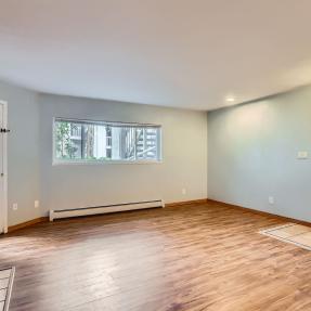 3515 28th St 105 - 005 - Living Room