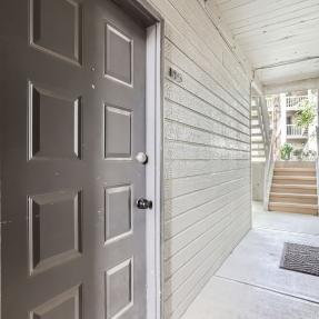 3515 28th St 105 - 014 - Interior Front Entry
