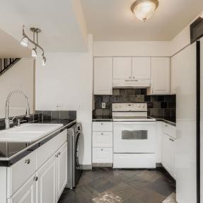3355 Talisman CT C - 011 - Kitchen