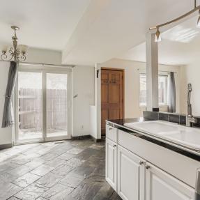 3355 Talisman CT C - 013 - Kitchen
