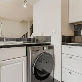 3355 Talisman CT C - 021 - Laundry Area