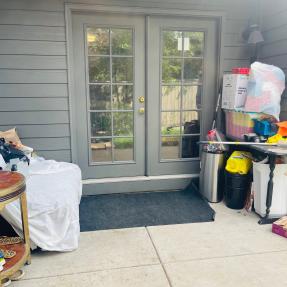 4573 Sunnyside patio