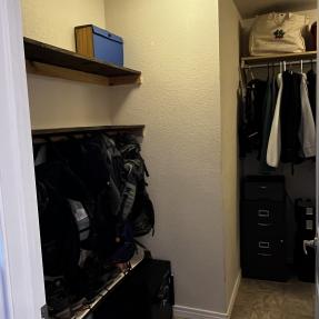 20 - 5048 Ralston K - Walk in closet