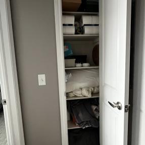 33 - 5048 Ralston K - Hall Closet