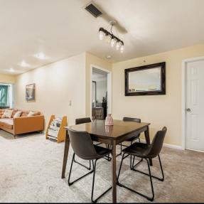 2510 Taft Dr 312 - Dining room and living room