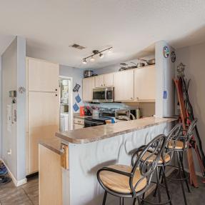 2510 Taft Dr 205 - Kitchen