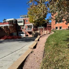 2930 Broadway St Unit 101 - Outside community area