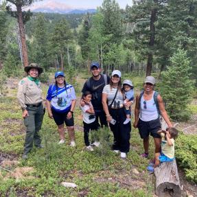 Participants on a Lil Explorers bilingual hike.