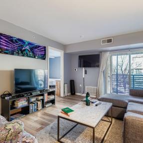 2520 Taft Dr 205 Living Room