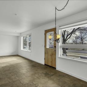 8-4730 Holiday Dr #101-eat in dining area and living room