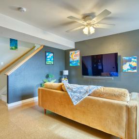 1045 Laramie Blvd Unit F - Livingroom