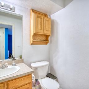 1045 Laramie Blvd Unit F - Bathroom