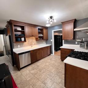 3685 Chase Ct Kitchen