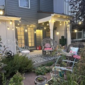 4591 Sunnyside Place front building