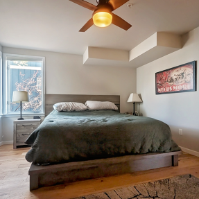 4710 Holiday 101-primary bedroom