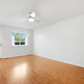 12-3315 Talisman Ct C-living room looking on to entryway