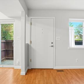 13-3315 Talisman Ct C-entryway