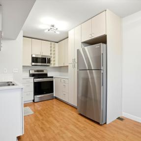 14-3315 Talisman Ct C-kitchen