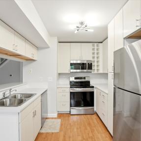 17-3315 Talisman Ct C-kitchen