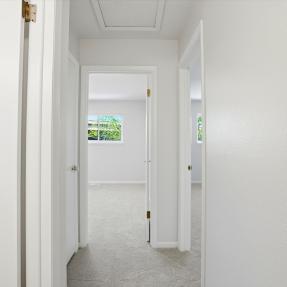 25-3315 Talisman Ct C-upstairs hallway