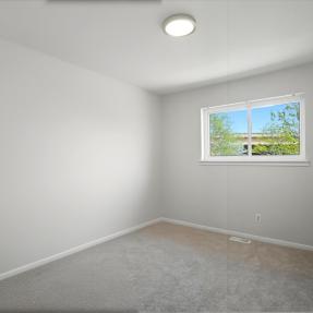 29-3315 Talisman Ct C-large second bedroom