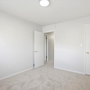 31-3315 Talisman Ct C-large second bedroom