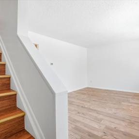 775 Bedivere Cir - Inside Stairs